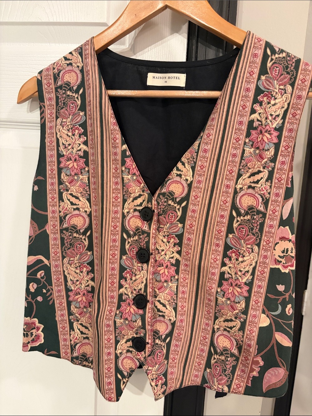 Maison Hotel Floral Stripe Button-Front Vest in Pink & Green